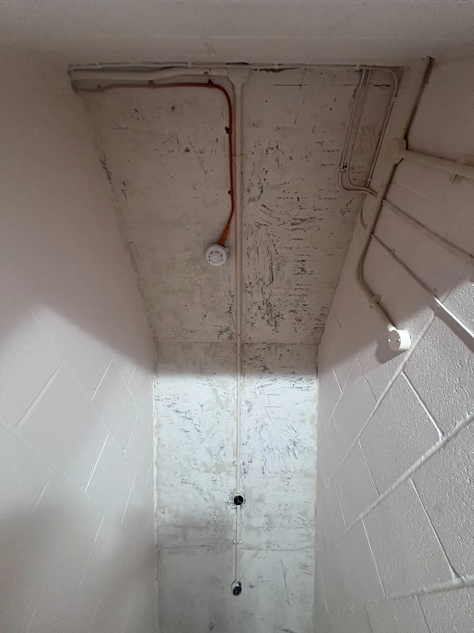 Licensed asbestos gasket removal in a Balham commercial property